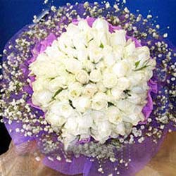 71 adet beyaz g�l buketi  P�narba�� Mahallesi �i�ek�i adresleri 
