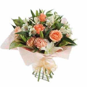 P�narba�� Mahallesi �i�ek�i adresleri  karisik buket tanzimi demeti - anneler g�n� �i�ek buketi -
