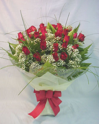 P�narba�� Mahallesi �i�ek�i adresleri  sevenlere �zel 11 adet g�l