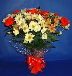 Malazgirt Mah anneler g�n� �i�ek yolla  kir �i�ekleri buketi mevsim demeti halinde