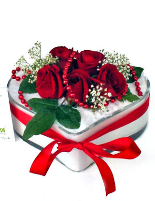 �stasyon Mah �i�ek yolla  EN �OK BEN SEVIYORUM Mika kalp 5 adet kirmizi g�l 