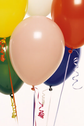 Malazgirt Mah anneler g�n� �i�ek yolla  19 adet renklis latex u�an balon buketi