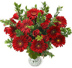 5 adet kirmizi g�l 5 adet gerbera aranjmani Malazgirt Mah anneler g�n� �i�ek yolla 