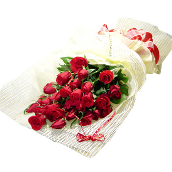 �i�ek g�nderme 13 adet kirmizi g�l buketi Mara�al�akmak Mah sevgilime hediye �i�ek 
