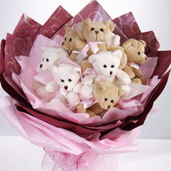 11 adet hediye ayicik teddy demeti Yenikent online ieki 