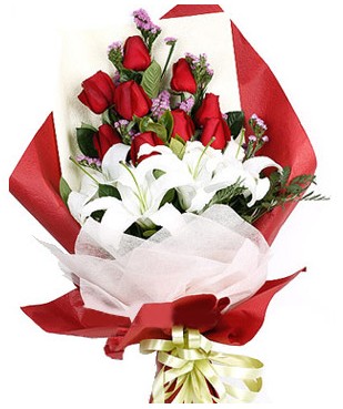 Sel�uklu Mah kaliteli taze ve ucuz �i�ekler  1 dal kazablankaa 9 adet k�rm�z� g�l buketi