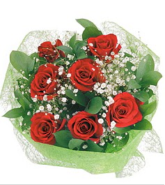 7 adet k�rm�z� g�lden buket tanzim Fatih �i�ek g�nderme sitemiz g�venlidir 