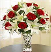 12 adet k�rm�z� g�l 2 dal kazablanka vazosu Mara�al�akmak Mah sevgilime hediye �i�ek 