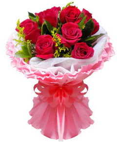 11 adet k�rm�z� g�l buketi Plevne Mahallesi �i�ek ma�azas� 