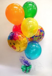 Bah�ekap� Mah cicekciler , cicek siparisi  17 adet u�an balon ve k���k kutuda �ikolata