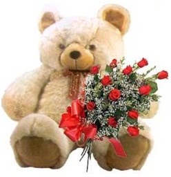 40 cm civari b�y�k ayicik ve 12 adet yapay g�l