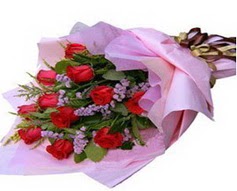 11 adet kirmizi g�llerden g�rsel buket Plevne Mahallesi �i�ek ma�azas� 