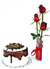 Menderes Mah �i�ek yolla , �i�ek g�nder  vazoda 3 adet kirmizi g�l ve yaspasta