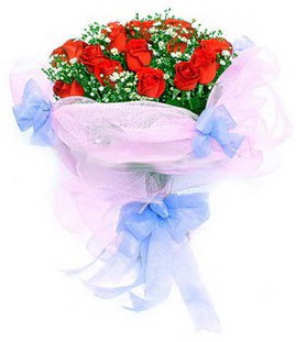 Atat�rk Mah yurti�i �i�ek sipari�i  11 adet k�rm�z� g�llerden buket modeli