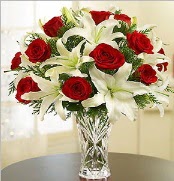 12 adet k�rm�z� g�l 2 dal kazablanka vazosu Mara�al�akmak Mah sevgilime hediye �i�ek 