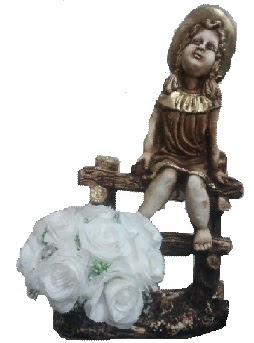 �it �zerinde 50 cm biblo bebek 11 canl� beyaz g�l