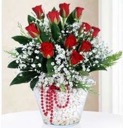 9 adet k�rm�z� g�l cam i�erisinde Atat�rk Mahallesi �i�ek sipari�i 