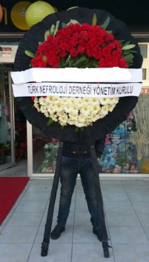 Cenaze �i�ek modeli Atat�rk Mah yurti�i �i�ek sipari�i 