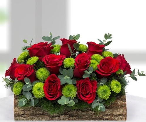 Silindir k�t�kte 11 k�rm�z� g�l ve krizantem Tando�an Mah g�venli kaliteli h�zl� �i�ek 