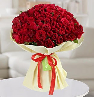 101 adet k�rm�z� g�l buketi koca demet Sincan �i�ek sipari�i vermek 