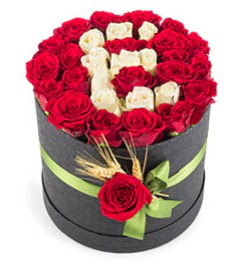 41 adet kırmızı beyaz gül harfli Ertuğrulgazi Mah çiçek gönderme  