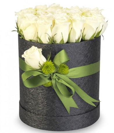 27 adet beyaz gülden görsel kutu çiçeği Selçuklu Mah kaliteli taze ve ucuz çiçekler  